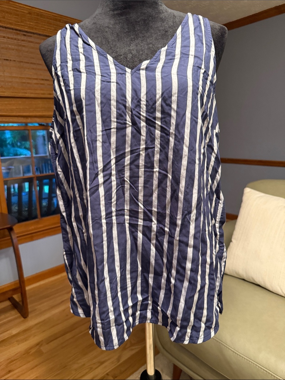 Old Navy Navy & Grey Striped V-Neck Tank Top